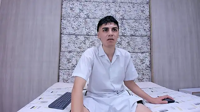 frank jhonsson online show from February 20, 2026, 6:52 pm