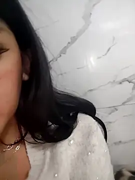 ElaRuil69 online show from October 25, 2025, 3:36 am