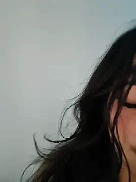 ElaRuil69 online show from July 12, 2026, 3:19 am