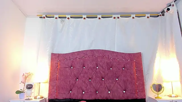 ValentinaGuerra online show from October 5, 2025, 1:37 am