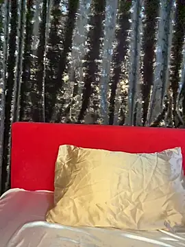 Siena Amaris online show from April 3, 2026, 7:50 am