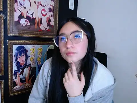 Arielle lov online show from February 17, 2025, 3:47 am