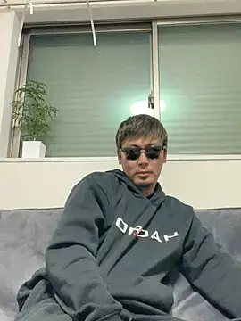 Snapshot of pierrot_0202 chatting on February 18, 2025, 9:43 am pierrot 0202 online show from February 18, 2025, 9:43 am