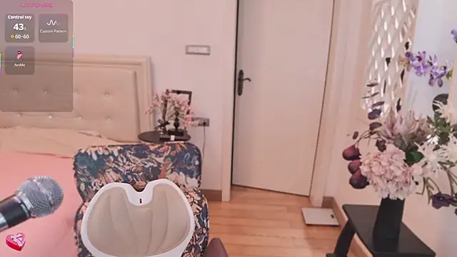 Tingdie online show from November 13, 2025, 10:08 pm