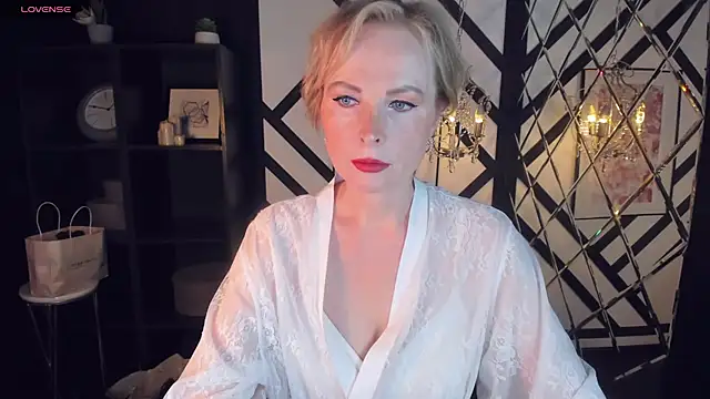 Sandra Kind online show from February 21, 2025, 5:35 am