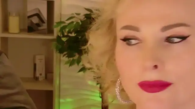 Sandra Kind online show from April 27, 2026, 5:27 am