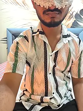 RealcoupleP online show from February 9, 2026, 5:28 pm