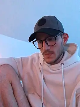 yoyoboy988 online show from March 10, 2025, 8:12 pm