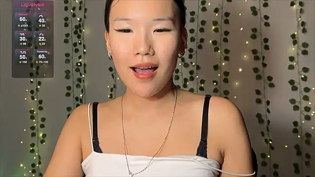 Asian Vi online show from September 19, 2025, 10:54 pm