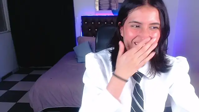 amy royale online show from March 11, 2025, 2:10 am