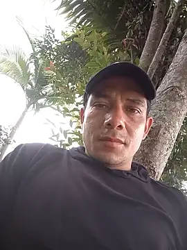 Snapshot of Mycansonhot chatting on February 22, 2026, 6:17 pm Mycansonhot online show from February 22, 2026, 6:17 pm