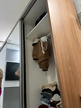 Snapshot of segb chatting on October 10, 2025, 6:18 pm segb online show from October 10, 2025, 6:18 pm