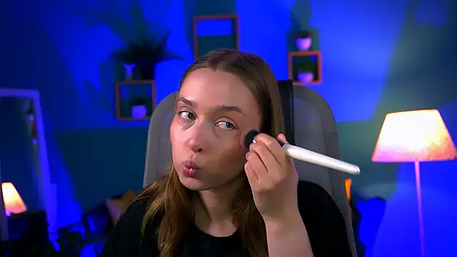 JenniferGraces online show from September 16, 2025, 12:11 am