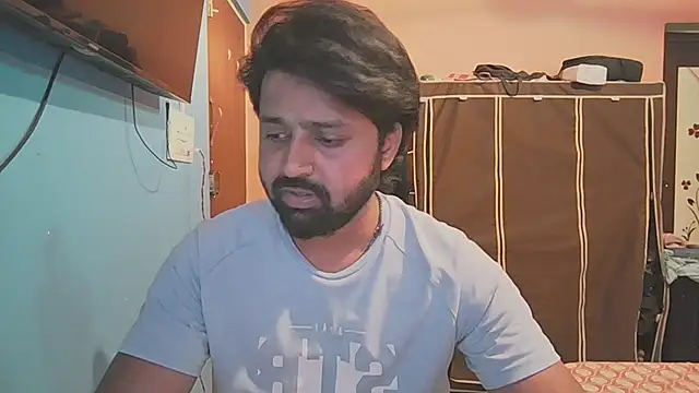 Snapshot of screwdrivertournevis3 chatting on February 14, 2026, 12:35 pm screwdrivertournevis3 online show from February 14, 2026, 12:35 pm