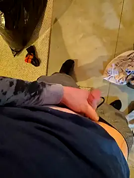 Cummaker69 online show from March 2, 2025, 4:32 pm