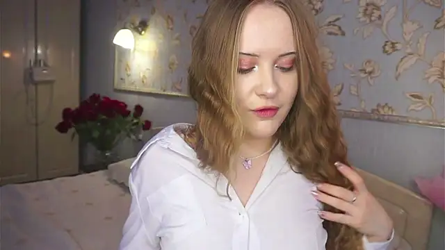 QuennaCoote online show from April 17, 2026, 7:22 am