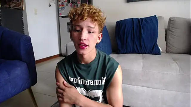 iiangel  online show from January 7, 2026, 6:54 pm