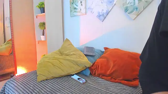 iiangel  online show from January 17, 2026, 3:33 am