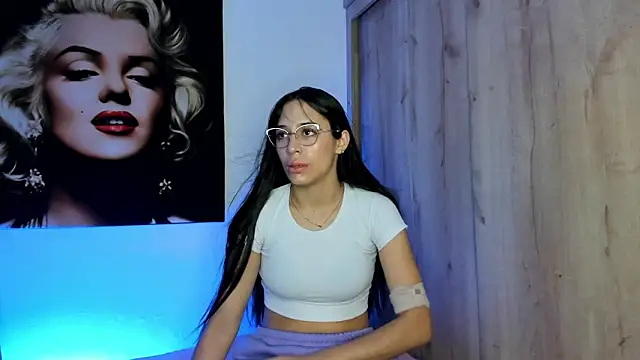 TANIA 06 online show from September 18, 2025, 1:24 pm