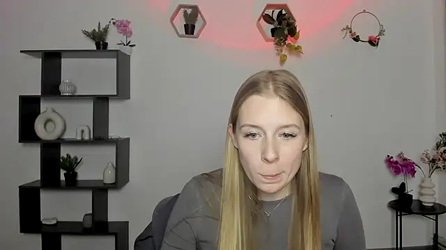 Snapshot of AnnNorriss chatting on February 26, 2025, 7:49 pm AnnNorriss online show from February 26, 2025, 7:49 pm