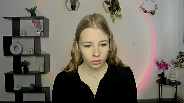 Snapshot of AnnNorriss chatting on March 2, 2025, 6:37 am AnnNorriss online show from March 2, 2025, 6:37 am