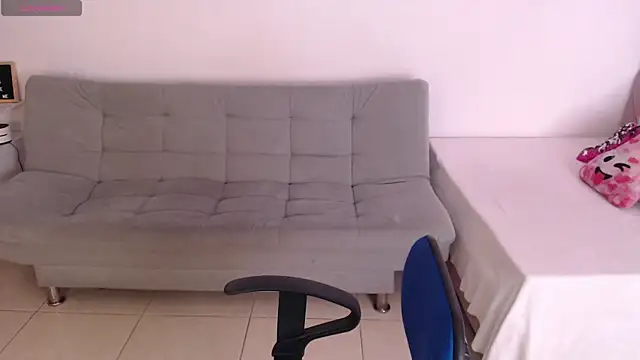 emily-777 online show from December 5, 2025, 6:26 pm