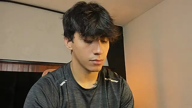 Allex Cano online show from February 19, 2026, 8:38 pm