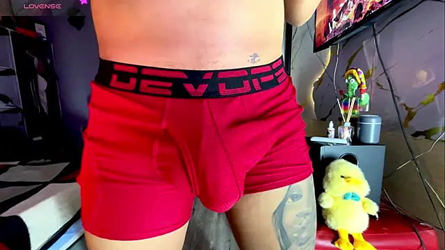 jeffvalemtino online show from February 10, 2026, 12:04 am