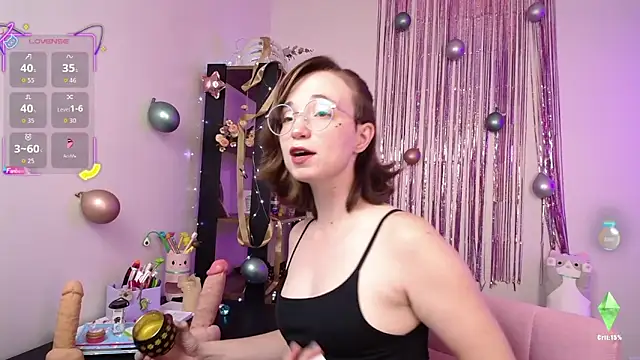 Elise Nyx online show from February 21, 2026, 5:47 pm