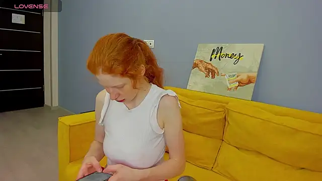 Sandra Wi1son online show from March 13, 2025, 3:00 am