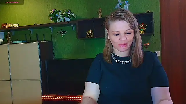 Snapshot of VeronikawGold chatting on March 5, 2026, 2:40 am VeronikawGold online show from March 5, 2026, 2:40 am