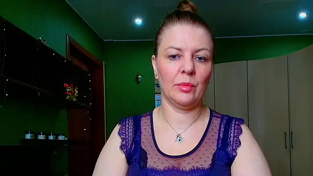 VeronikawGold online show from June 16, 2026, 8:33 pm