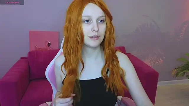 Snapshot of KristinMoore chatting on March 15, 2025, 9:09 am KristinMoore online show from March 15, 2025, 9:09 am