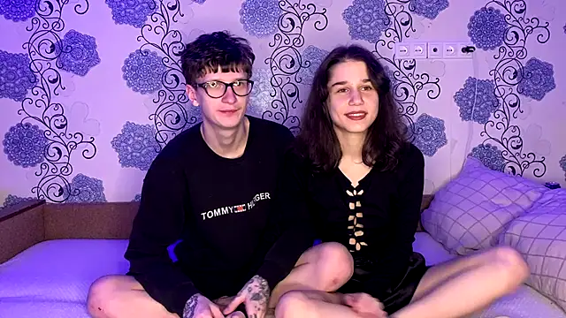 Snapshot of baby_lesi chatting on November 24, 2025, 7:02 pm baby lesi online show from November 24, 2025, 7:02 pm