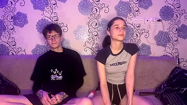 Snapshot of baby_lesi chatting on December 3, 2025, 7:45 pm baby lesi online show from December 3, 2025, 7:45 pm