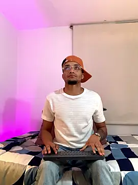 eross chipre  online show from January 7, 2026, 7:11 am