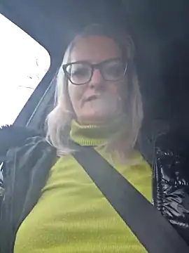 Snapshot of LadyTouch chatting on February 28, 2026, 9:10 am LadyTouch online show from February 28, 2026, 9:10 am