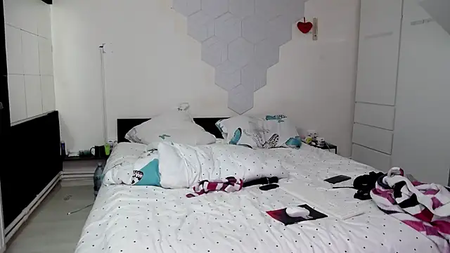 SophieRay92 online show from March 22, 2025, 6:25 pm