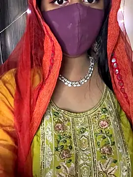 Dishasarmaa05 online show from November 14, 2025, 5:33 pm