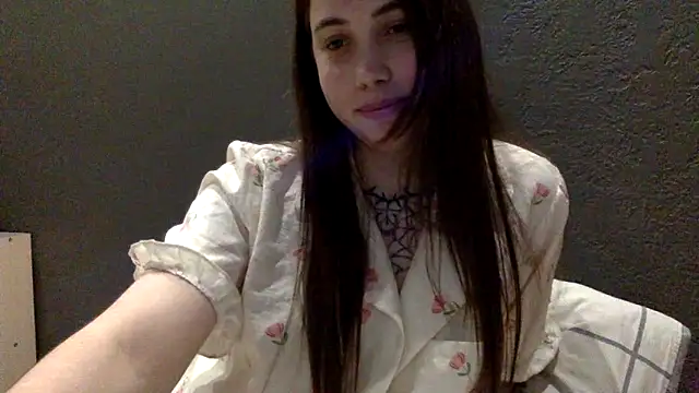 bysinka18 online show from April 19, 2026, 6:10 pm