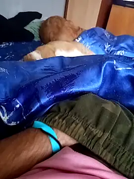 Snapshot of GrindingOvermuch chatting on October 14, 2025, 6:36 am GrindingOvermuch online show from October 14, 2025, 6:36 am