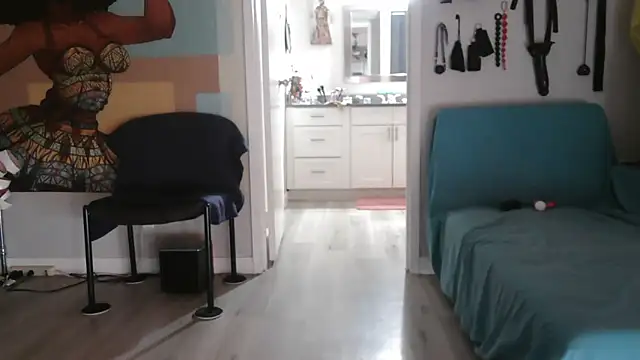 Queenanitadix online show from October 16, 2025, 11:39 pm