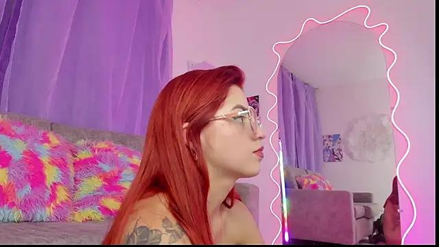 MelaniJhonson online show from December 14, 2025, 6:30 am