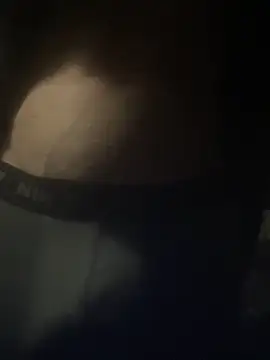 Snapshot of cazzone912025 chatting on April 1, 2026, 1:28 am cazzone912025 online show from April 1, 2026, 1:28 am