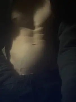 Snapshot of cazzone912025 chatting on April 6, 2026, 12:41 am cazzone912025 online show from April 6, 2026, 12:41 am