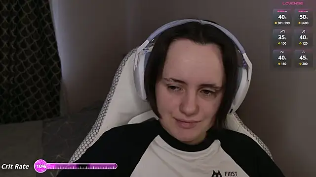 Luna Loveee online show from March 6, 2026, 4:09 am