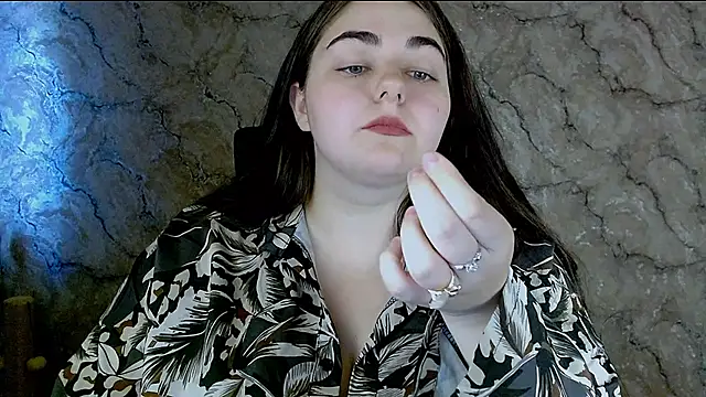 Snapshot of kitsune_8 chatting on September 12, 2025, 1:11 pm kitsune 8 online show from September 12, 2025, 1:11 pm