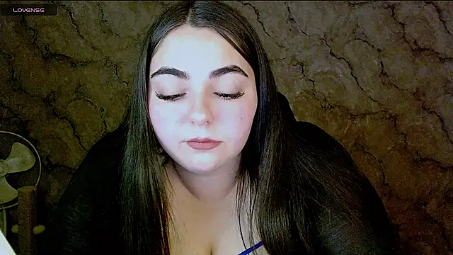 Snapshot of kitsune_8 chatting on September 29, 2025, 4:01 pm kitsune 8 online show from September 29, 2025, 4:01 pm