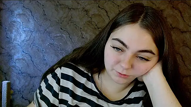 Snapshot of kitsune_8 chatting on October 18, 2025, 5:43 am kitsune 8 online show from October 18, 2025, 5:43 am