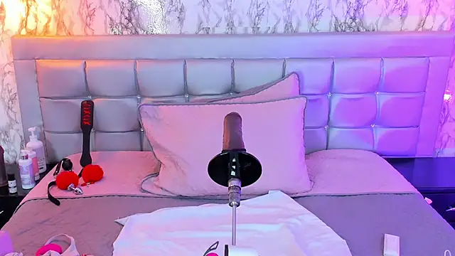 MELODYY SWEET online show from April 12, 2026, 12:21 pm